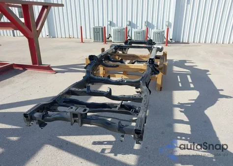 2025 Toyota Tacoma Sr z USA, uszkodzony, nr VIN 3TYLD5KN0ST013343